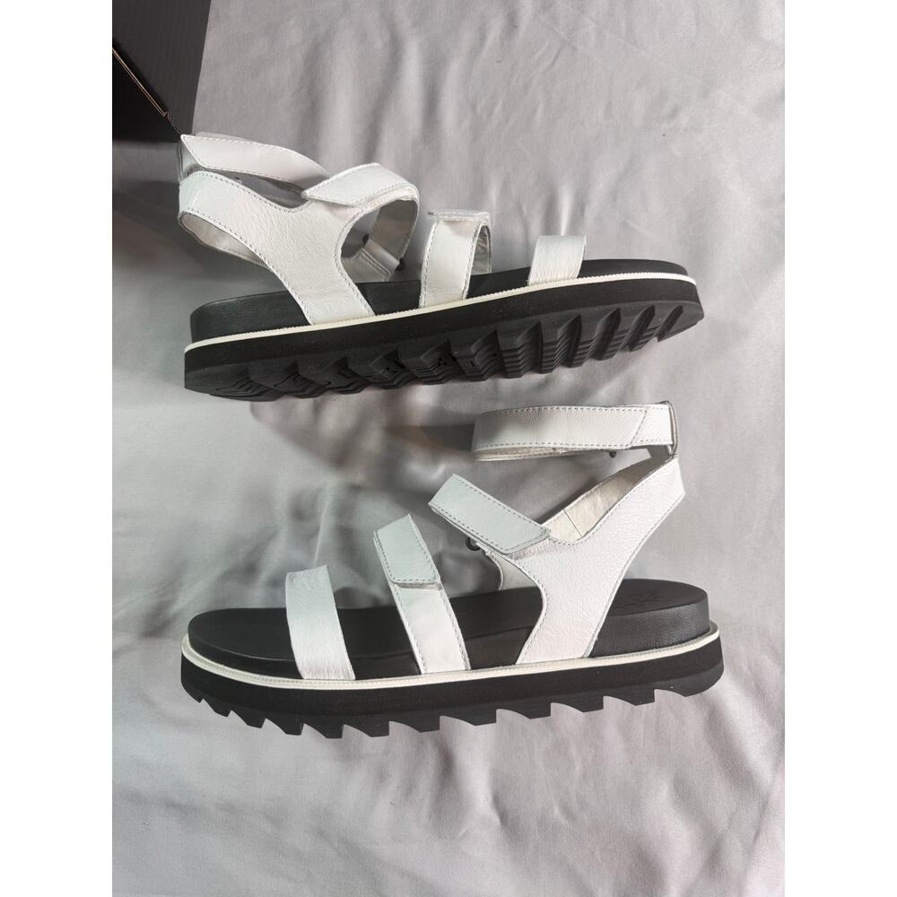 SOREL Roaming Multi Strap Sandals Womens 8.5 White Black Leather Lug Sole New - Picture 14 of 15